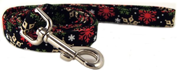 Peppermint Snowflakes Dog Leash (size: X-Small)
